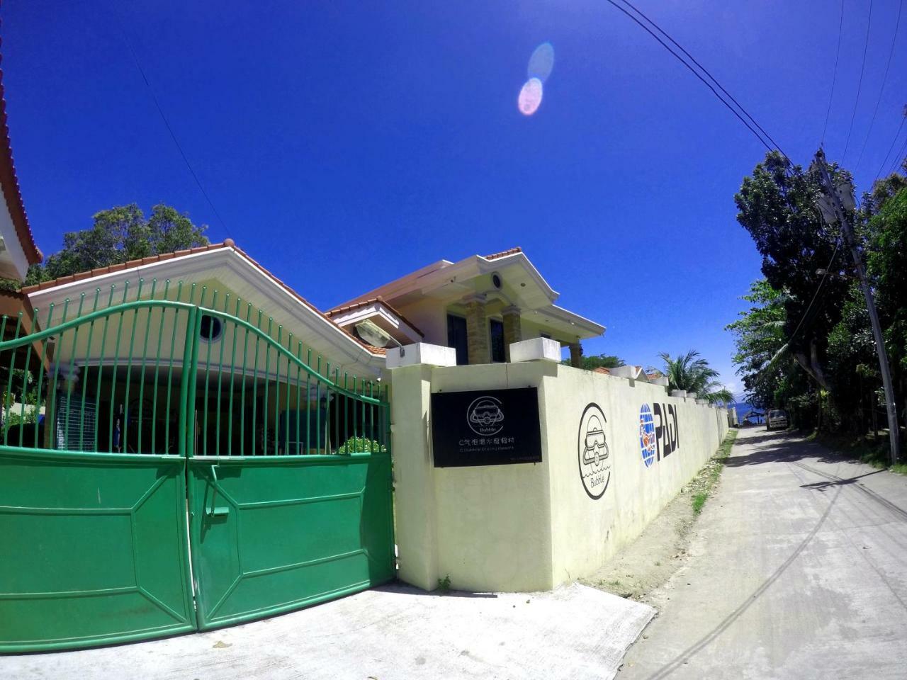 C气泡潜水度假村 C Bubble Diving Resort Dumaguete City Exterior photo